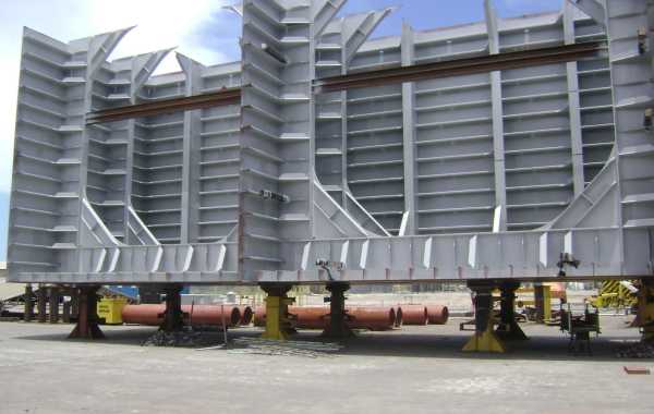 Montagem dos Blocos da Plataforma P55 no Estaleiro Atlântico Sul em Ipojuca, Pernambuco. 